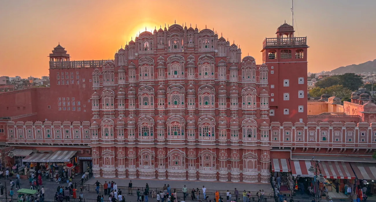 Jaipur, the “Pink City” of Rajasthan: 11 things to do & places to visit