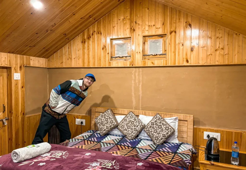 Our luxurious cabin at Singing Woods in Kutla 